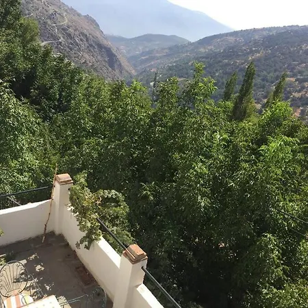 Casa Mirador Bubion, Large Terrace & Amazing Views Bubión